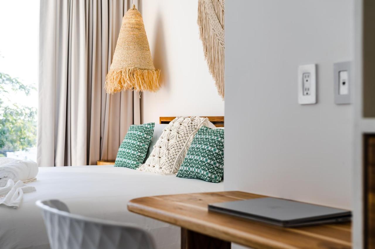 Mvillas Luxury Villas With Beach Club Access & Sauna タマリンド エクステリア 写真