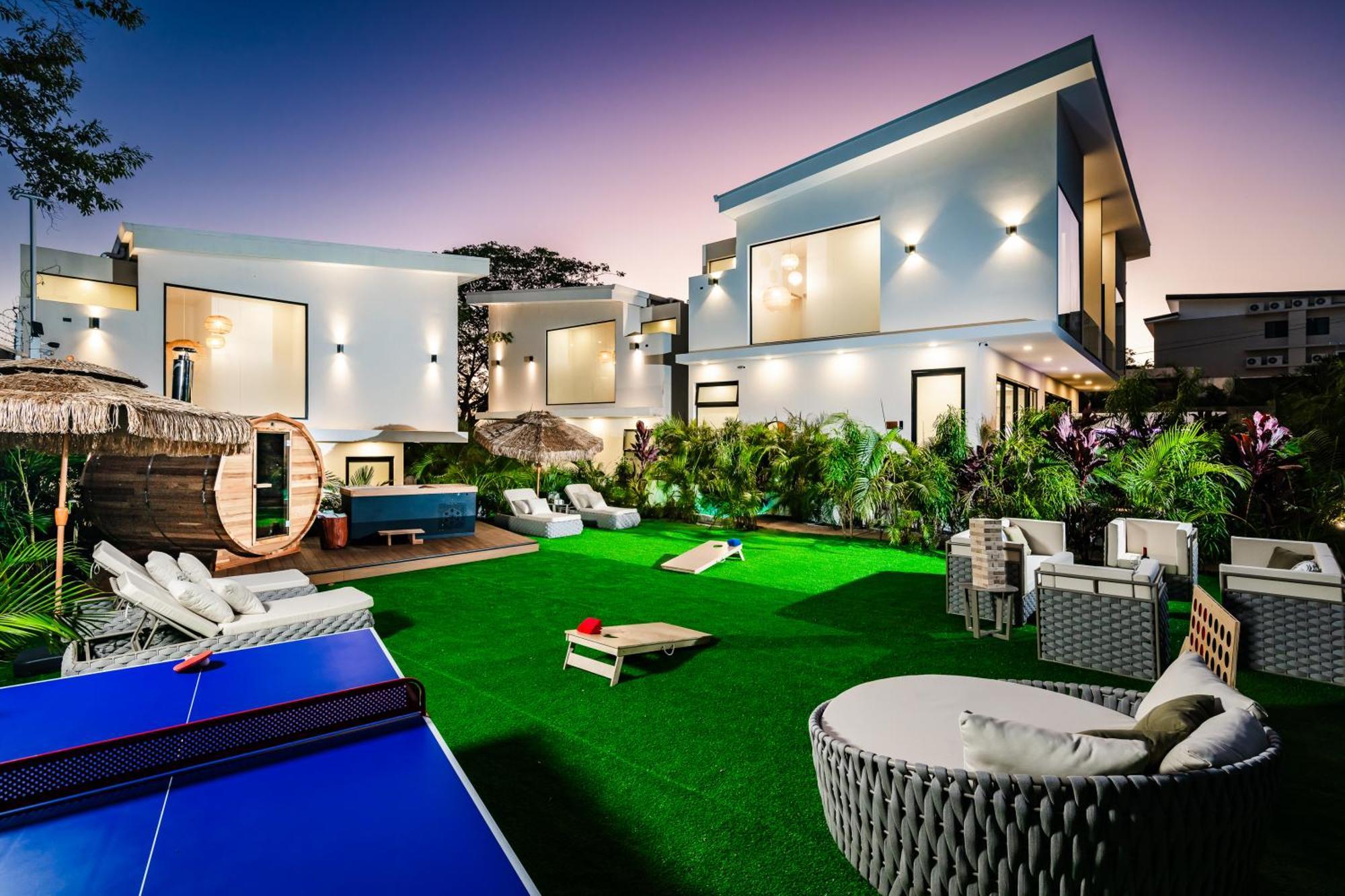 Mvillas Luxury Villas With Beach Club Access & Sauna タマリンド エクステリア 写真