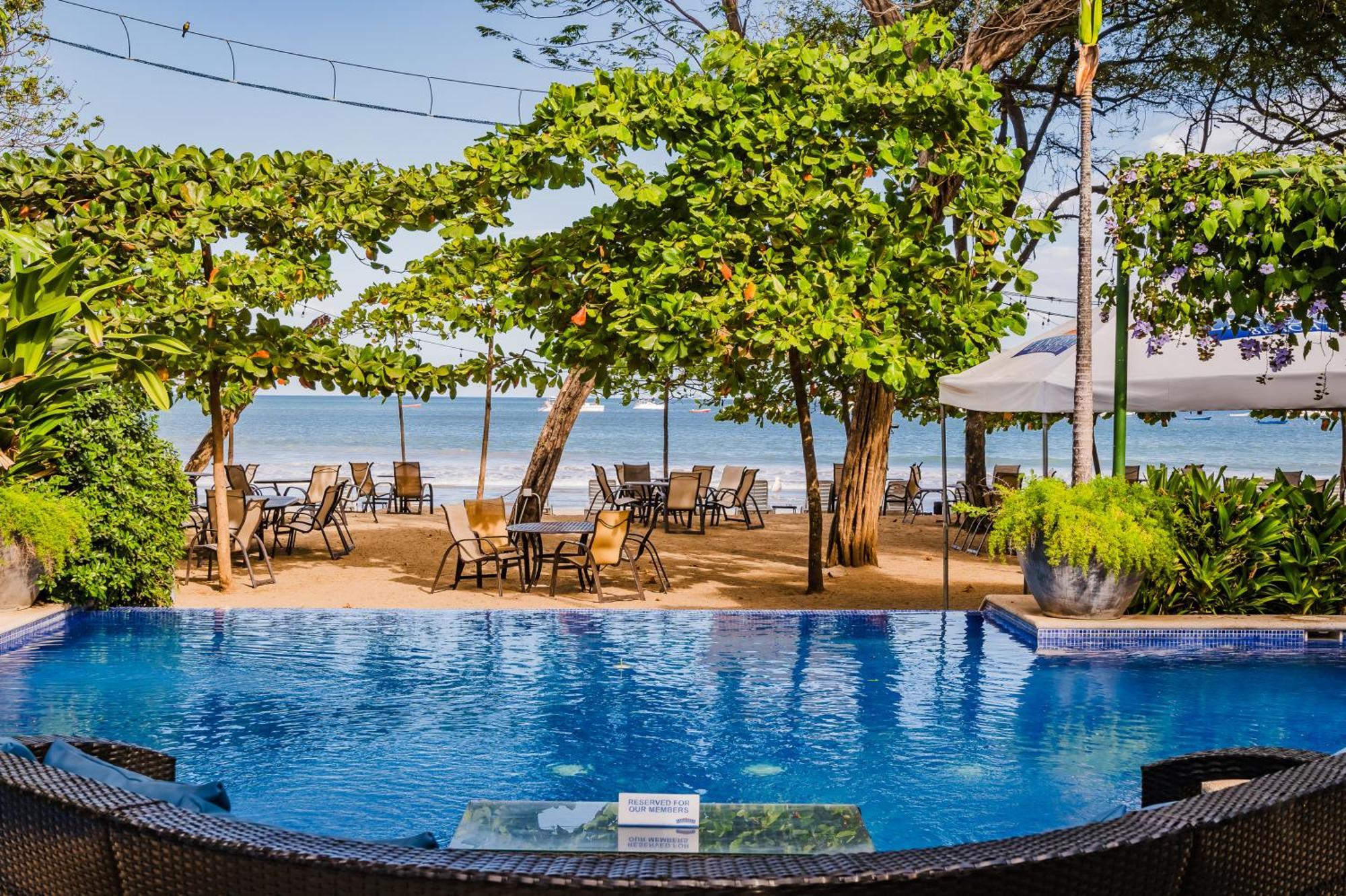 Mvillas Luxury Villas With Beach Club Access & Sauna タマリンド エクステリア 写真